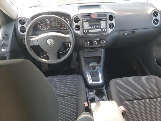 WVGBV7AX5AW522938 - 2010 VOLKSWAGEN TIGUAN SE 银色 照片 8