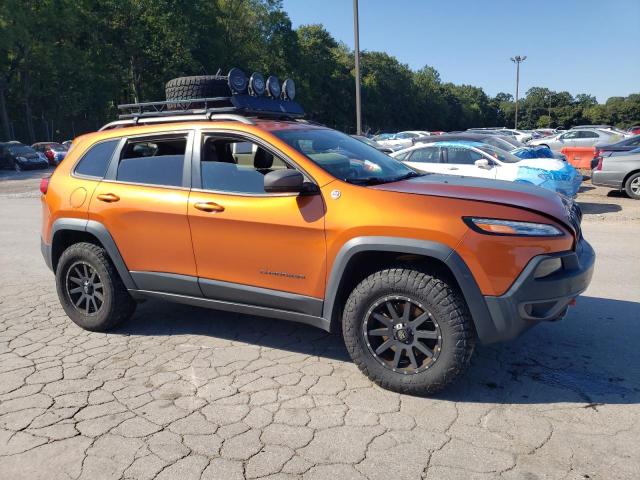 1C4PJMBS2FW757327 - 2015 JEEP CHEROKEE TRAILHAWK ORANGE photo 4