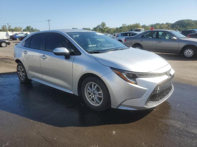 JTDEAMDE3N3009216 - 2022 TOYOTA COROLLA LE SILVER photo 4
