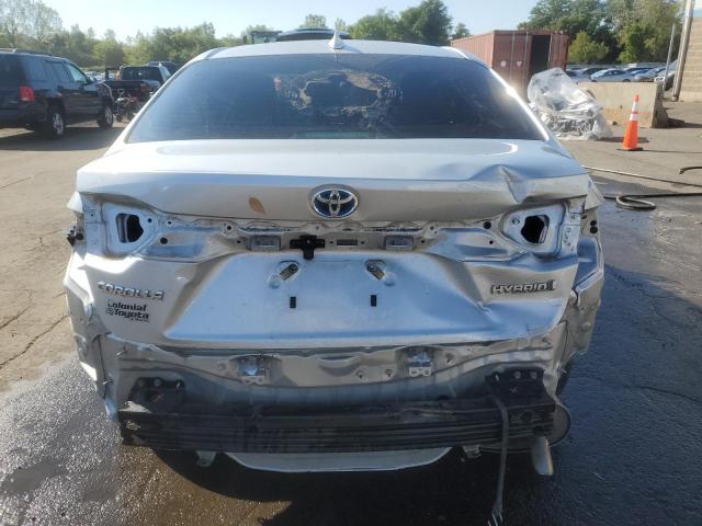 JTDEAMDE3N3009216 - 2022 TOYOTA COROLLA LE SILVER photo 6