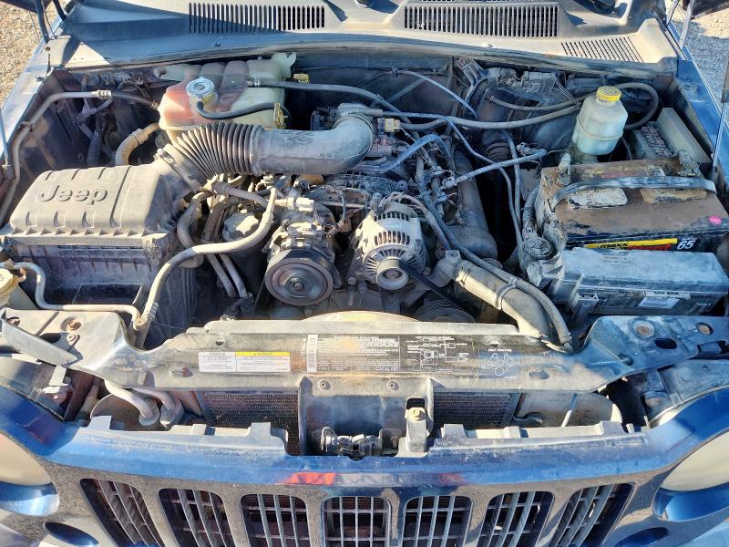 1J4GL48KX5W711187 - 2005 JEEP LIBERTY SPORT BLUE photo 12