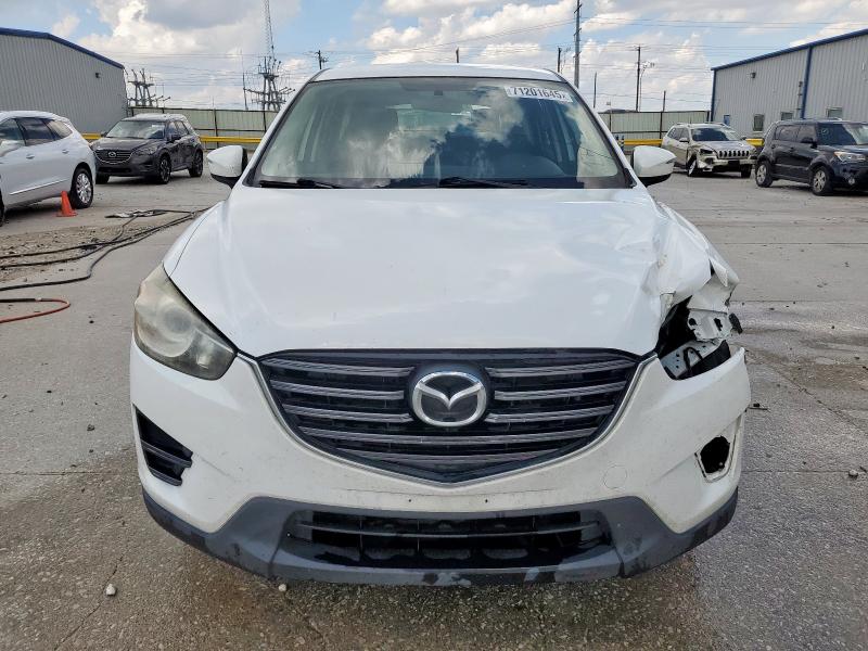 JM3KE4BY0G0737981 - 2016 MAZDA CX-5 SPORT WHITE photo 5