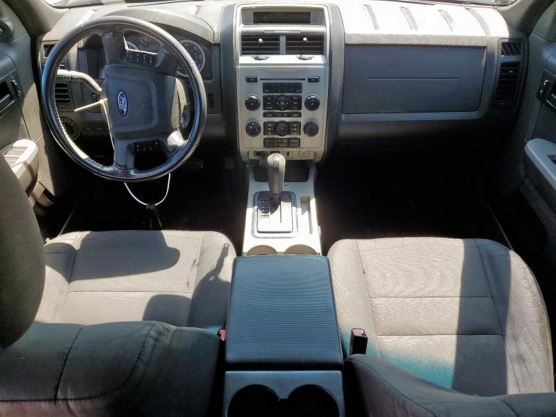1FMCU0D71BKA92571 - 2011 FORD ESCAPE XLT 蓝色 照片 8