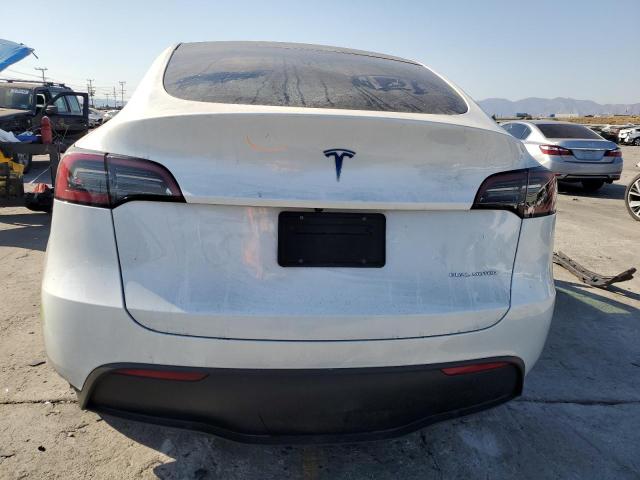 7SAYGDEE4PA060689 - 2023 TESLA MODEL Y WHITE photo 6