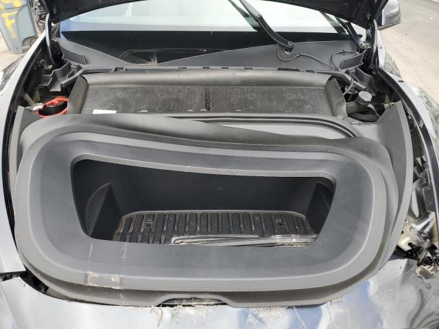 7SAYGDEDXRF049810 - 2024 TESLA MODEL Y Grau Foto 12