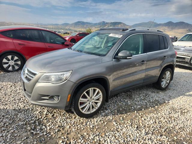 2009 VOLKSWAGEN TIGUAN SE, 