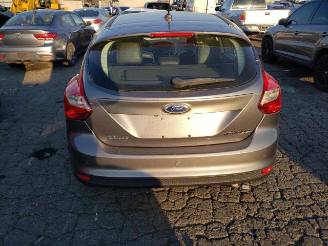 1FADP3N28EL170059 - 2014 FORD FOCUS TITANIUM GRAY photo 6