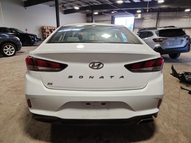 5NPE24AF4KH789737 - 2019 HYUNDAI SONATA SE أبيض صورة 6