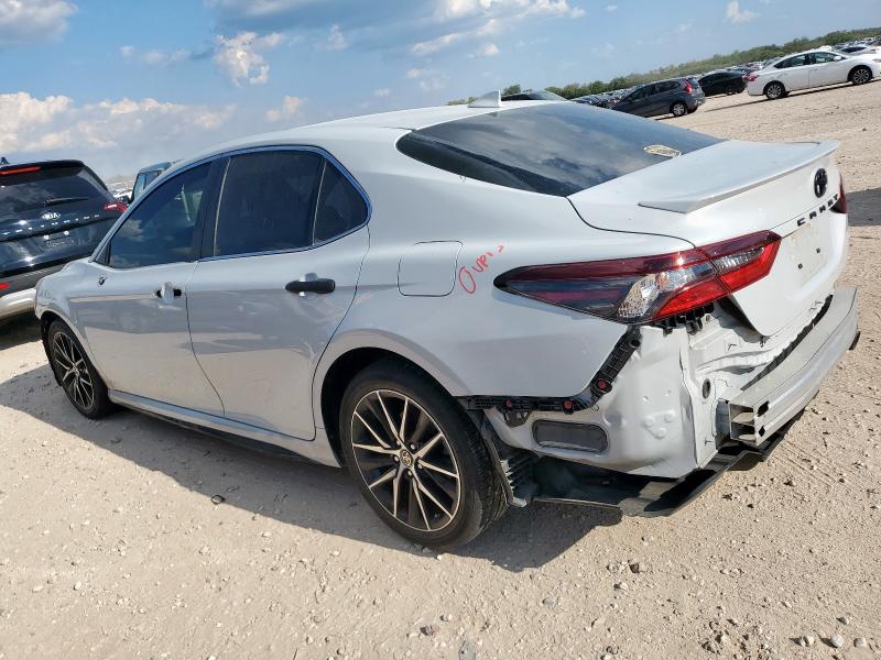 4T1G11AK3PU131097 - 2023 TOYOTA CAMRY SE NIGHT SHADE WHITE photo 2