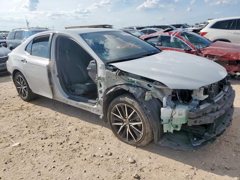 4T1G11AK3PU131097 - 2023 TOYOTA CAMRY SE NIGHT SHADE WHITE photo 4