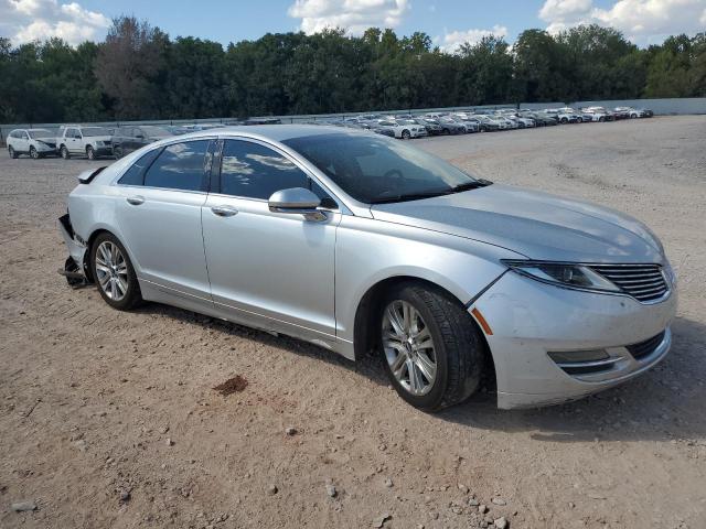 3LN6L2G99GR613581 - 2016 LINCOLN MKZ SILVER photo 4