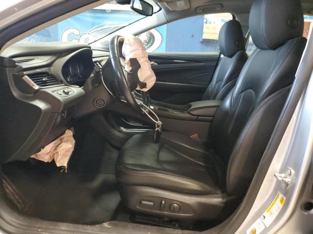 1G4ZP5SS3HU132152 - 2017 BUICK LACROSSE ESSENCE ვერცხლისფერი ფოტო 7