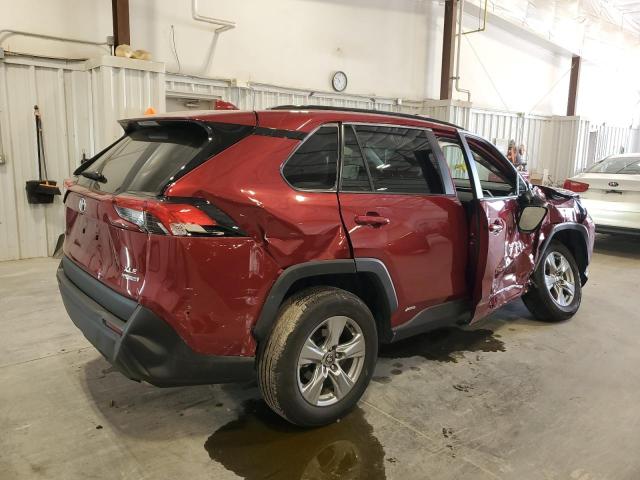 2T3RWRFV0RW235827 - 2024 TOYOTA RAV4 XLE RED photo 3