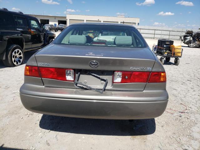 4T1BG22K11U116361 - 2001 TOYOTA CAMRY CE ნაცრისფერი ფოტო 6
