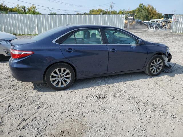 4T4BF1FK6FR486628 - 2015 TOYOTA CAMRY LE BLUE photo 3