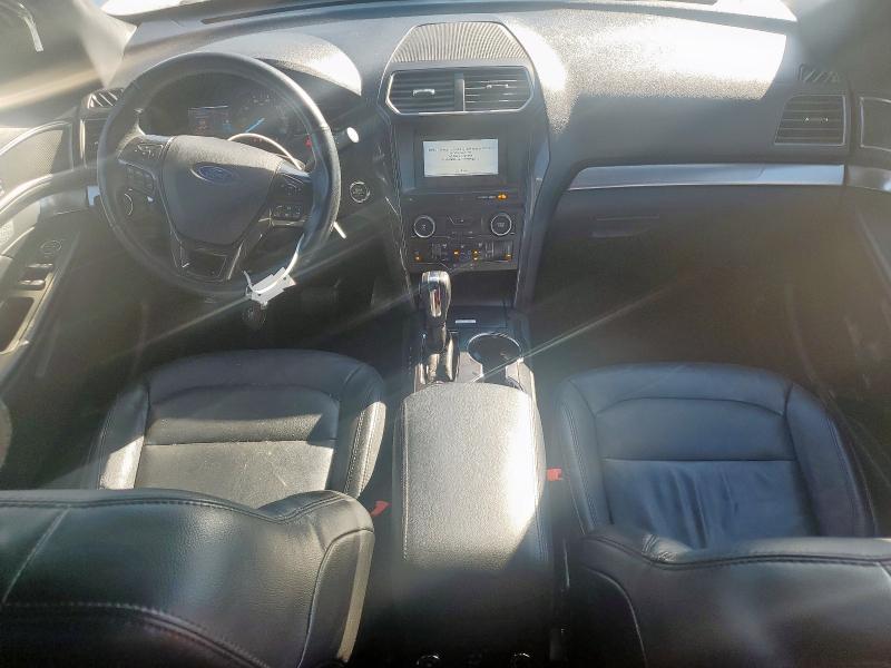 1FM5K7D84JGC54291 - 2018 FORD EXPLORER XLT Silber Foto 8