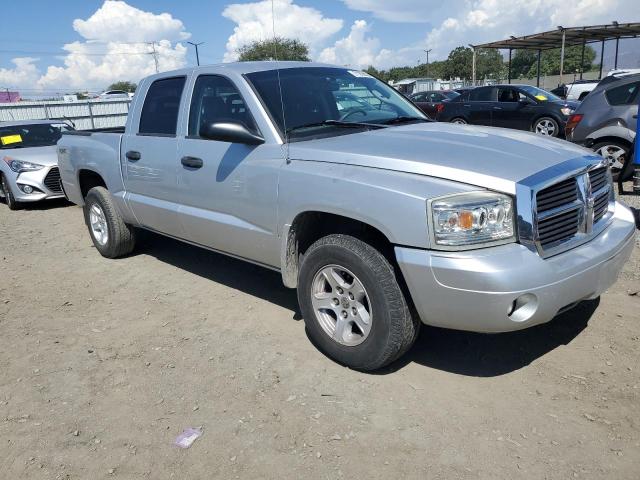 1D7HE48K77S203974 - 2007 DODGE DAKOTA QUAD SLT Gümüş foto 4