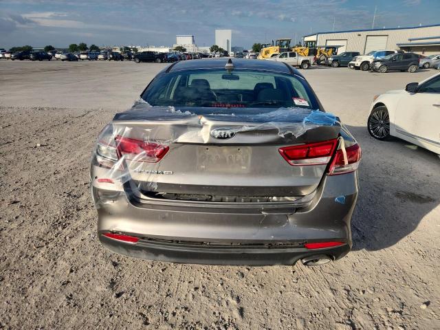 5XXGT4L39JG232664 - 2018 KIA OPTIMA LX Gris foto 6
