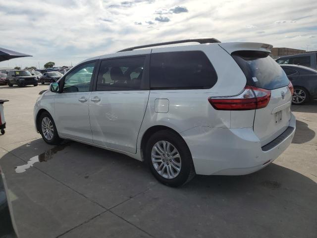 5TDYZ3DC6HS851288 - 2017 TOYOTA SIENNA XLE WHITE photo 2