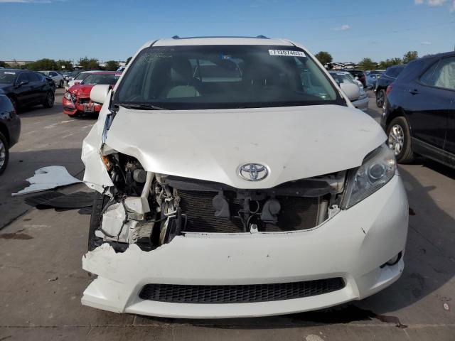 5TDYZ3DC6HS851288 - 2017 TOYOTA SIENNA XLE WHITE photo 5