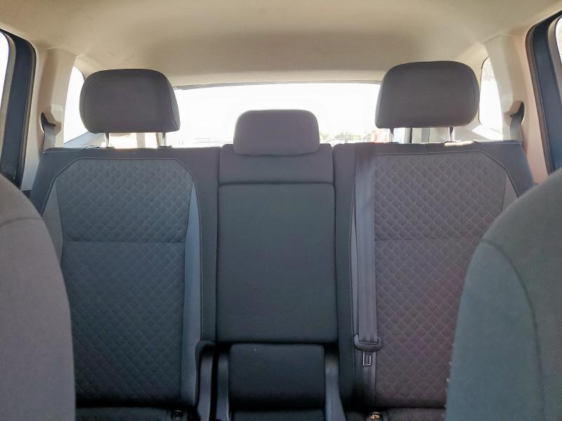 3VV1B7AX5JM044126 - 2018 VOLKSWAGEN TIGUAN S BLUE photo 10