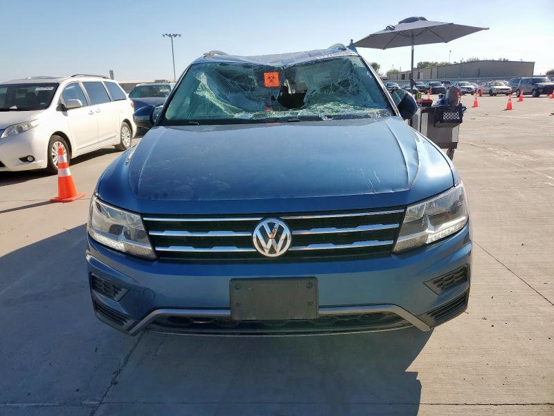 3VV1B7AX5JM044126 - 2018 VOLKSWAGEN TIGUAN S BLUE photo 5