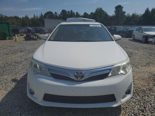 4T1BF1FK4CU534715 - 2012 TOYOTA CAMRY BASE WHITE photo 5