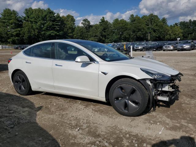 5YJ3E1EB8KF511894 - 2019 TESLA MODEL 3 WHITE photo 4