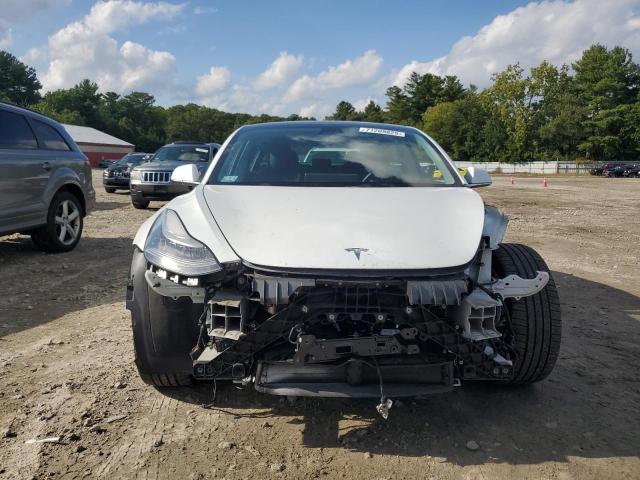 5YJ3E1EB8KF511894 - 2019 TESLA MODEL 3 WHITE photo 5