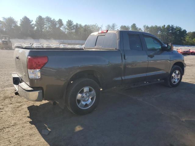 5TFUY5F17AX135931 - 2010 TOYOTA TUNDRA DOUBLE CAB SR5 GRAY photo 3