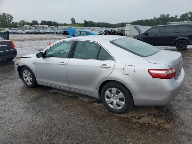4T4BE46K99R076978 - 2009 TOYOTA CAMRY BASE Сріблястий фото 2