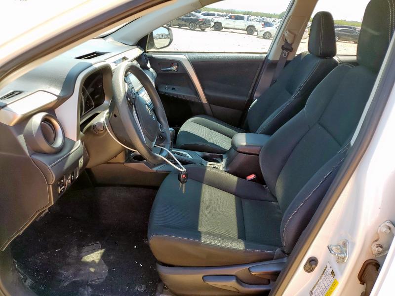 2T3WFREV7EW130510 - 2014 TOYOTA RAV4 XLE WHITE photo 7