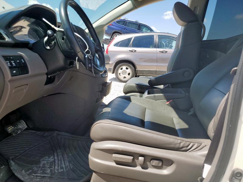 5FNRL5H65GB047122 - 2016 HONDA ODYSSEY EXL WHITE photo 7