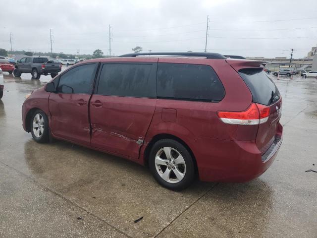 5TDKK3DC0BS118204 - 2011 TOYOTA SIENNA LE RED photo 2