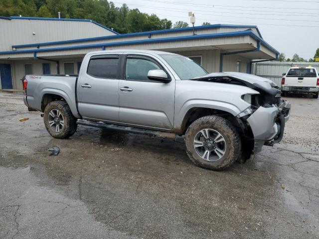 3TMCZ5AN3KM236264 - 2019 TOYOTA TACOMA DOUBLE CAB SILVER photo 4