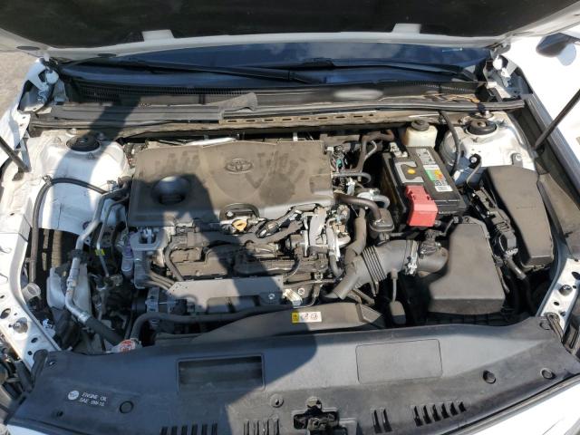 4T1B11HK7JU057948 - 2018 TOYOTA CAMRY L WHITE photo 11