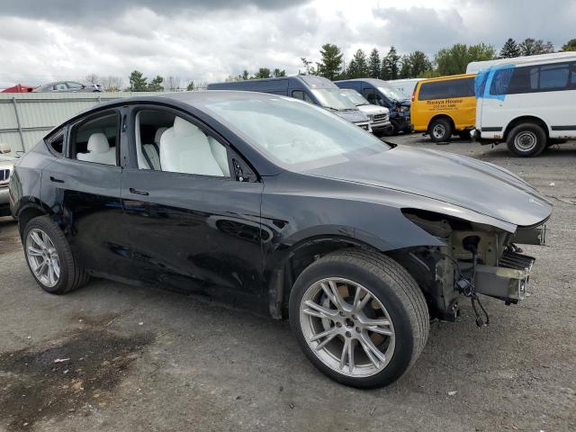 5YJYGDEE5MF228786 - 2021 TESLA MODEL Y BLACK photo 4