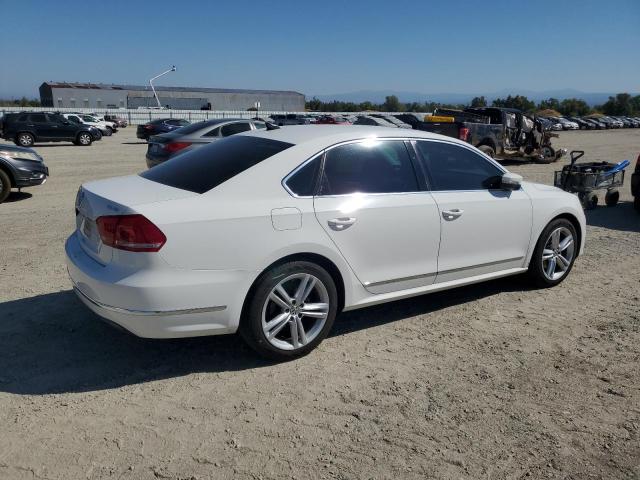 1VWCN7A35EC029030 - 2014 VOLKSWAGEN PASSAT SEL Ақ фото 3