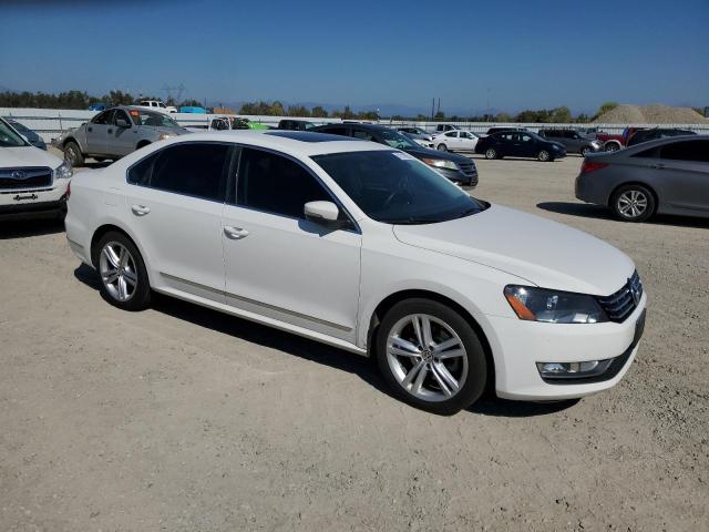 1VWCN7A35EC029030 - 2014 VOLKSWAGEN PASSAT SEL Ақ фото 4