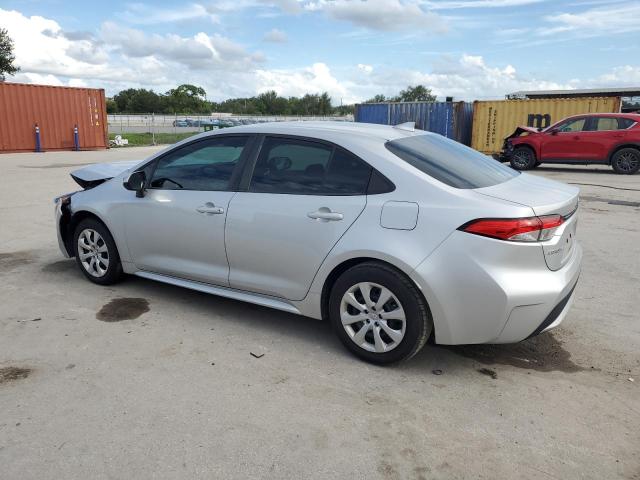 5YFEPMAE9MP269290 - 2021 TOYOTA COROLLA LE 银色 照片 2