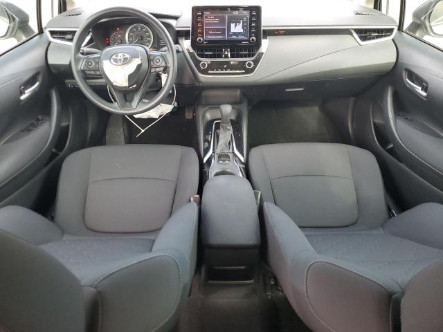 5YFEPMAE9MP269290 - 2021 TOYOTA COROLLA LE 银色 照片 8