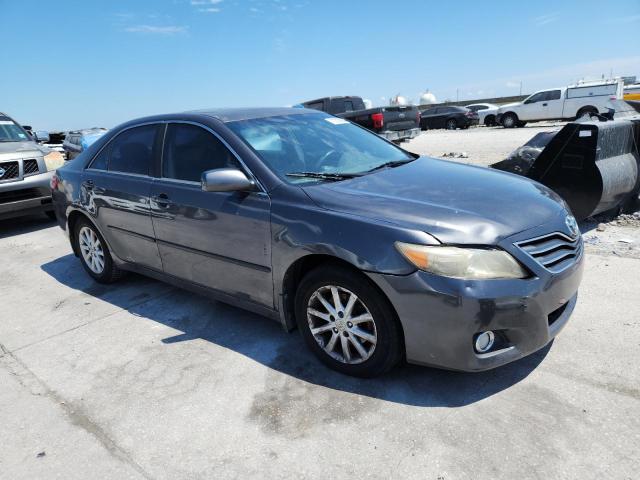 4T4BF3EKXBR197713 - 2011 TOYOTA CAMRY BASE GRAY photo 4