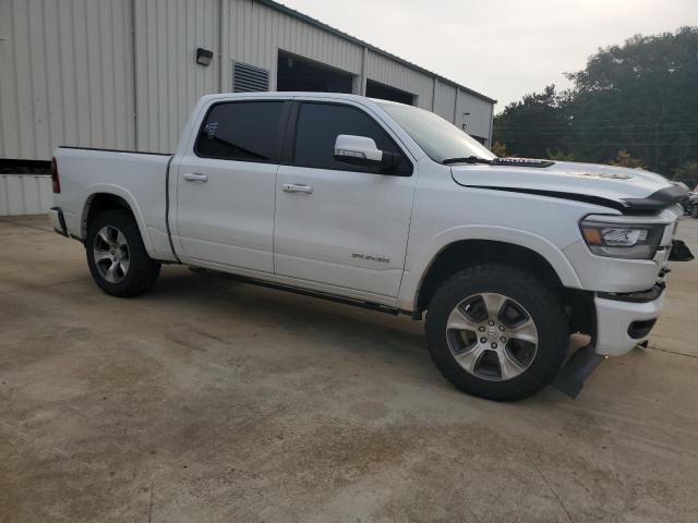 1C6SRFJT4KN749133 - 2019 RAM 1500 LARAMIE WHITE photo 4