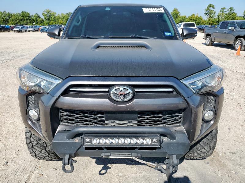 JTEBU5JR4L5772351 - 2020 TOYOTA 4RUNNER SR5/SR5 PREMIUM GRAY photo 5