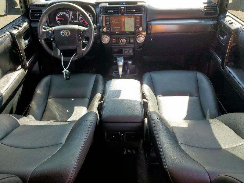 JTEBU5JR4L5772351 - 2020 TOYOTA 4RUNNER SR5/SR5 PREMIUM GRAY photo 8