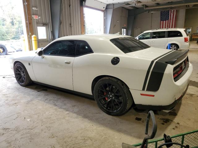 2C3CDZFJ0JH251804 - 2018 DODGE CHALLENGER R/T 392 WHITE photo 2