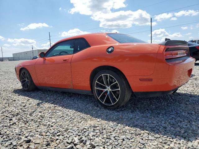 2B3LJ74W69H580169 - 2009 DODGE CHALLENGER SRT-8 ORANGE photo 2