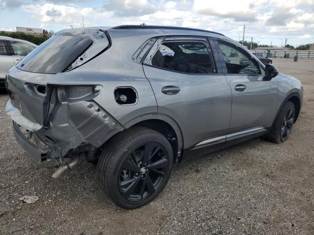 LRBFZNR41PD074953 - 2023 BUICK ENVISION ESSENCE SILVER photo 3