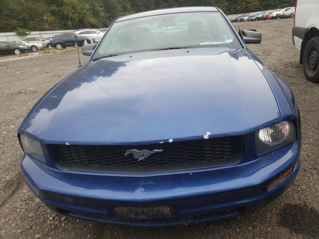 1ZVHT80N785208487 - 2008 FORD MUSTANG BLUE photo 5