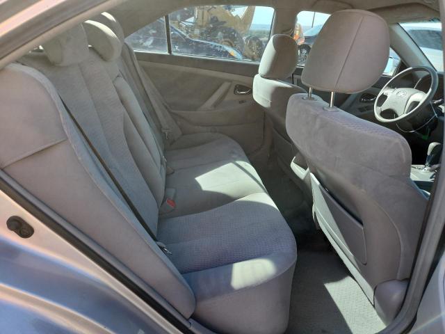 4T4BF3EK7BR179864 - 2011 TOYOTA CAMRY BASE فضي صورة 10